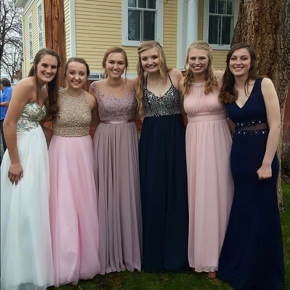 Prom dress - Picture 6 of 6